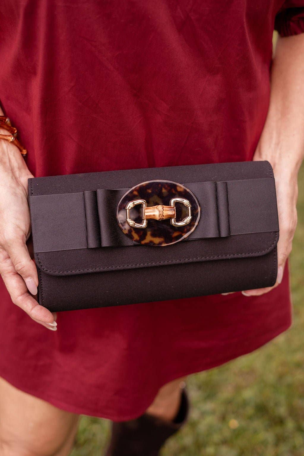 Avery Black Clutch - Black Flat Bow with Tortoise Round and Wide Bamboo Toggle - WS