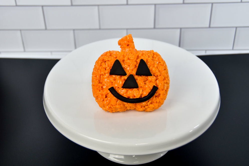 Halloween Pumpkin Jack O' Lantern Rice Crispie Treats - themonogram manor