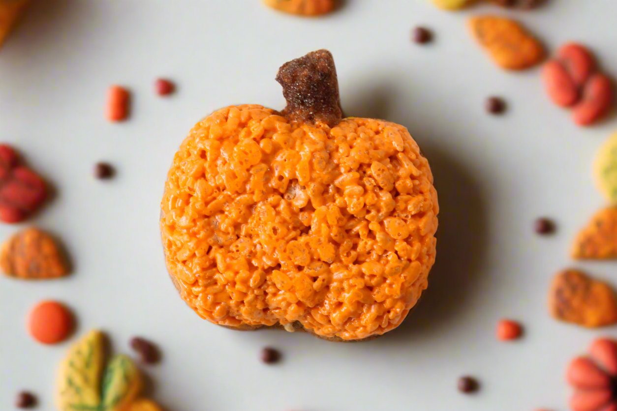 Fall Pumpkin Rice Crispie Treats - themonogram manor