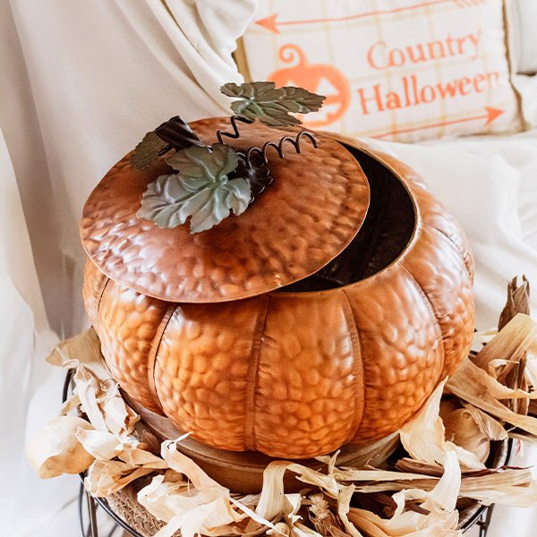 Indoor/Outdoor Metal Pumpkin with Lid - themonogram manor