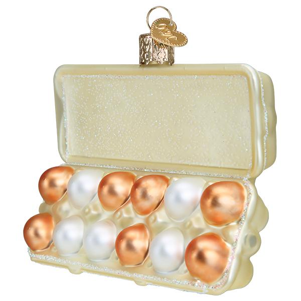 Egg Carton Ornament - #themonogram manor #