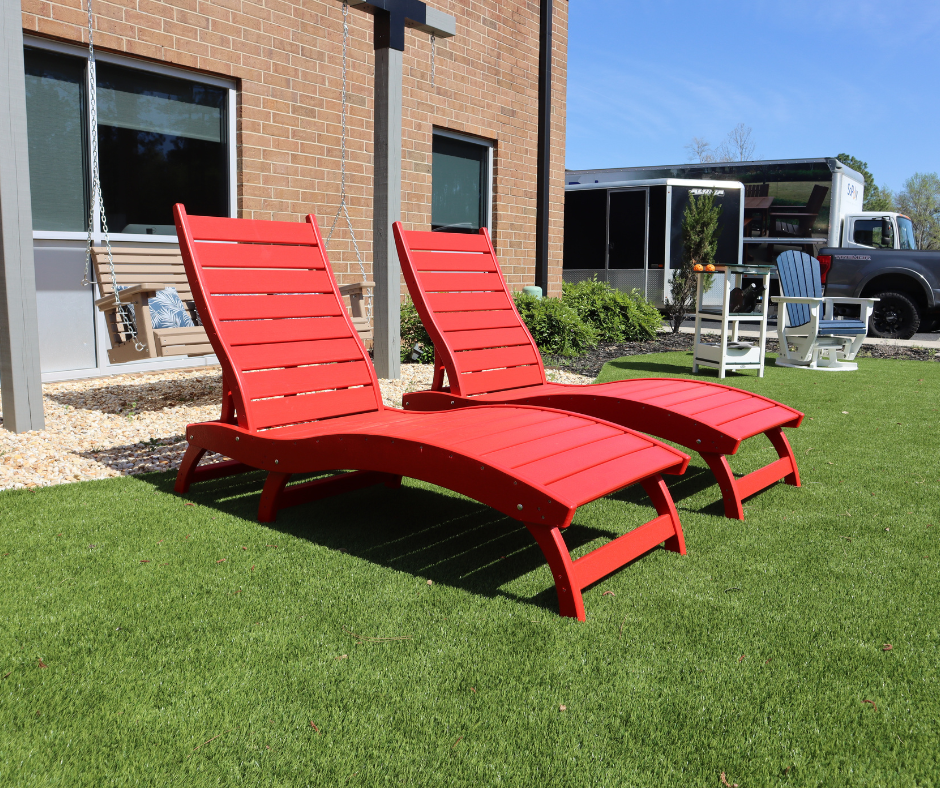Curved Chaise Lounge (Stackable)