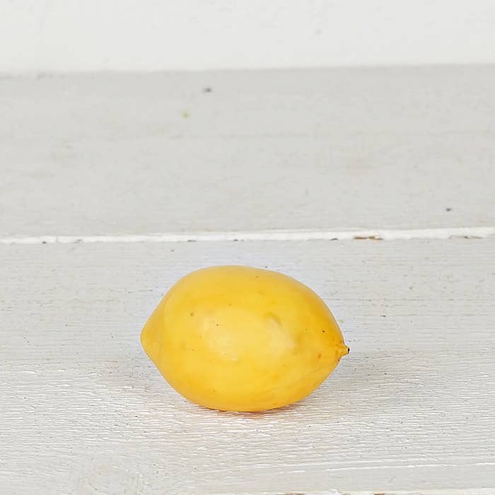 31226- 3in faux Lemon by piece-