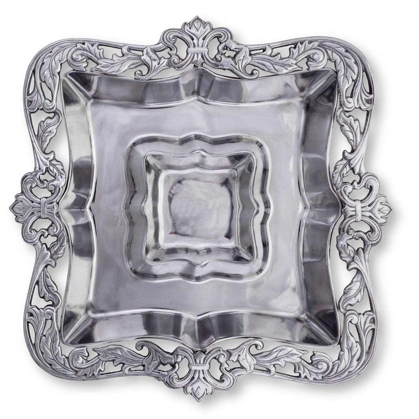 Acanthus Chip and Dip