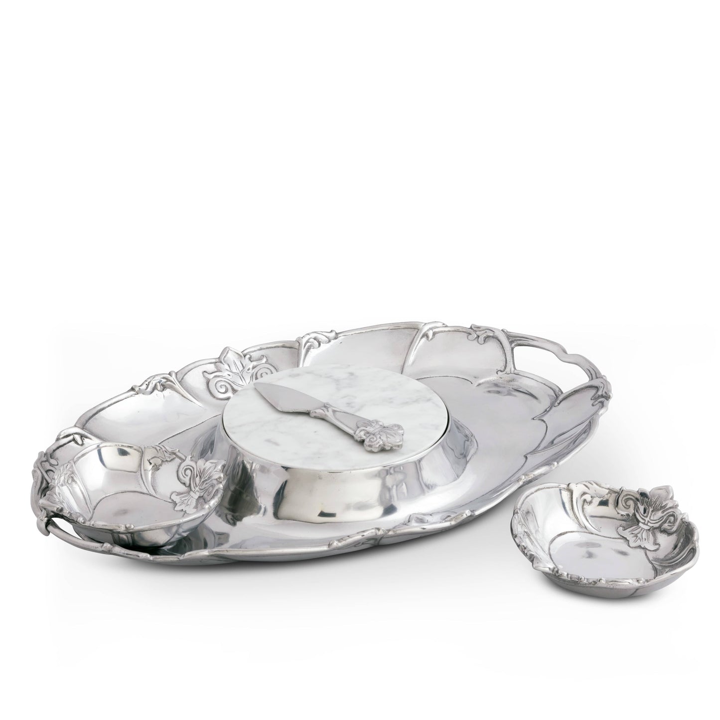 Fleur-De-Lis Tray Entertainment