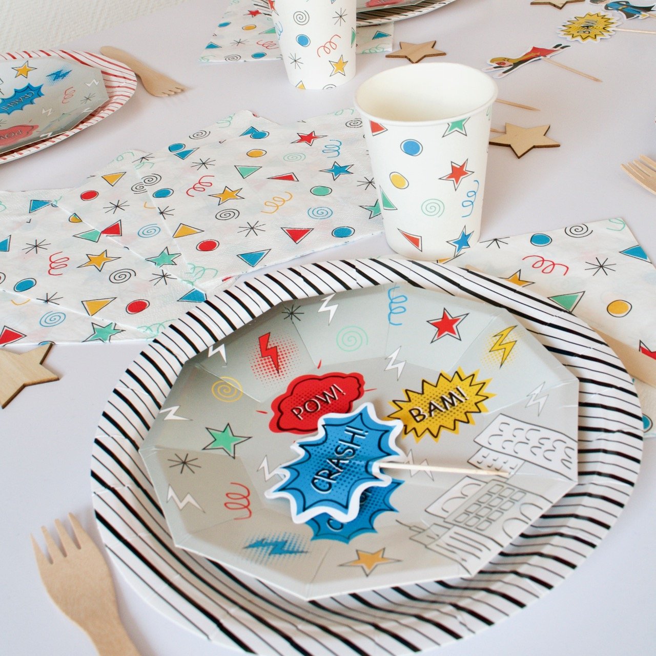 Black and White Fine Stripes Plates (Set of 8)