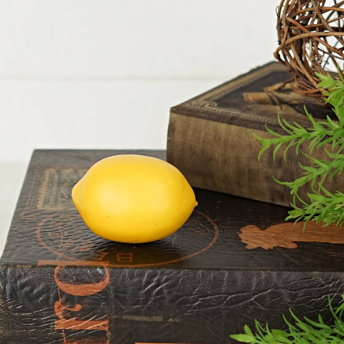 31226- 3in faux Lemon by piece-