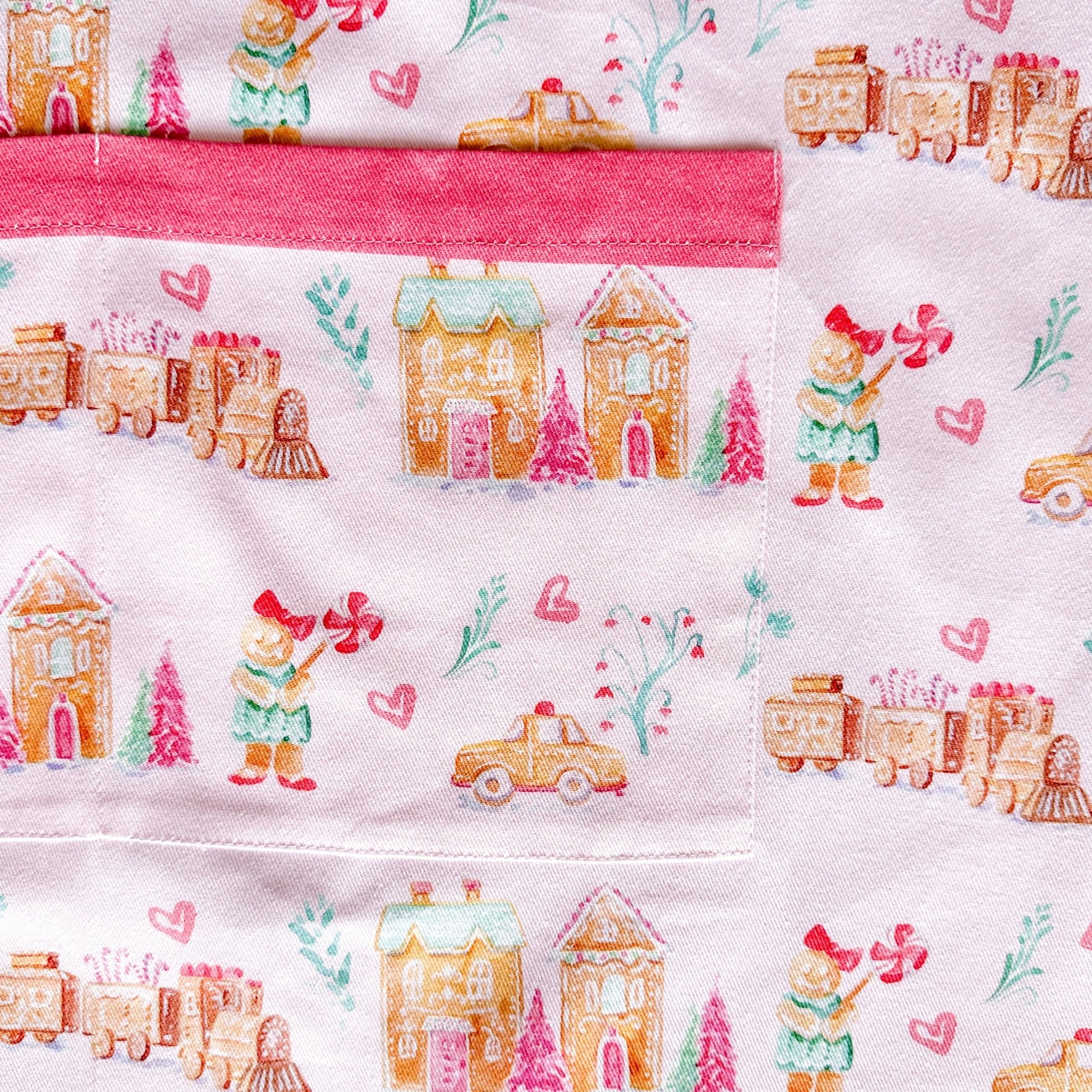 Gingerbread Village Apron | Mommy + Me - themonogram manor 