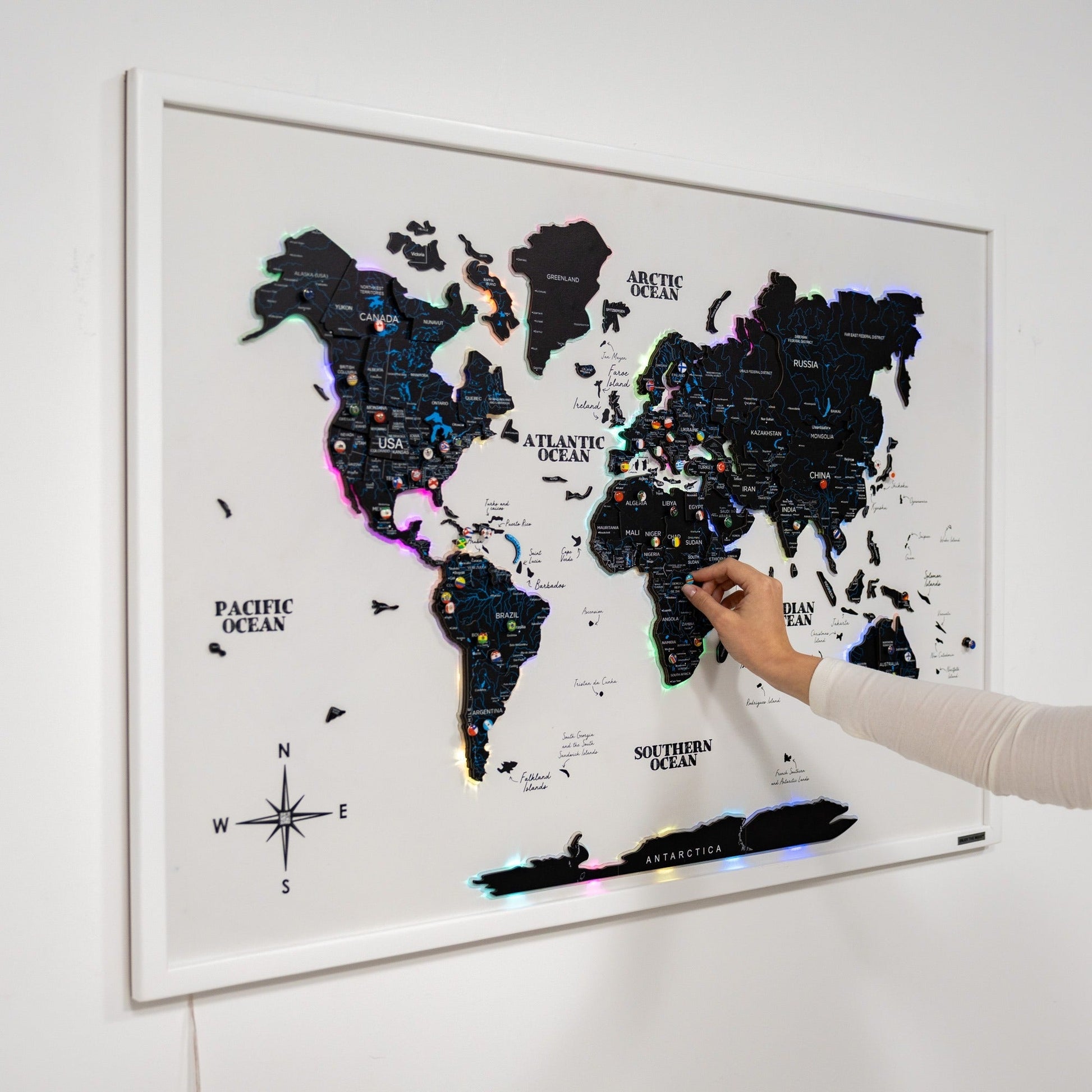 Map on Board LED 2.0 Midnight - themonogram manor 