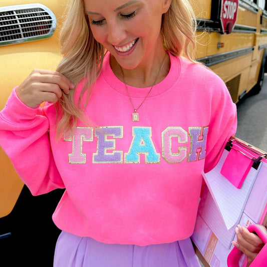 Teach Letter Patch Crewneck Sweatshirt - themonogram manor 