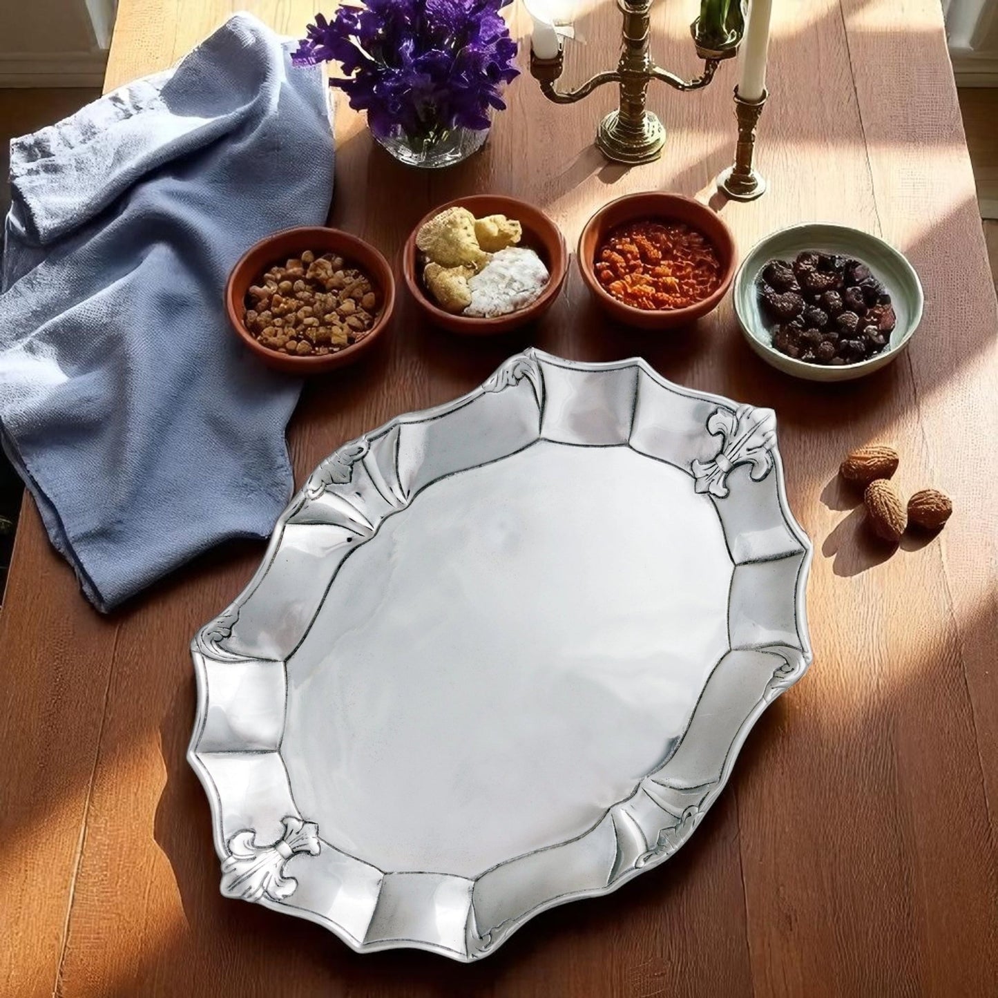 Fleur-De-Lis Oval Platter - themonogram manor 