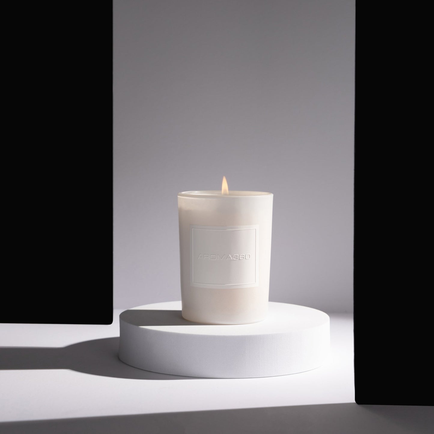 Black Velvet Single - Wick Candle - themonogram manor 