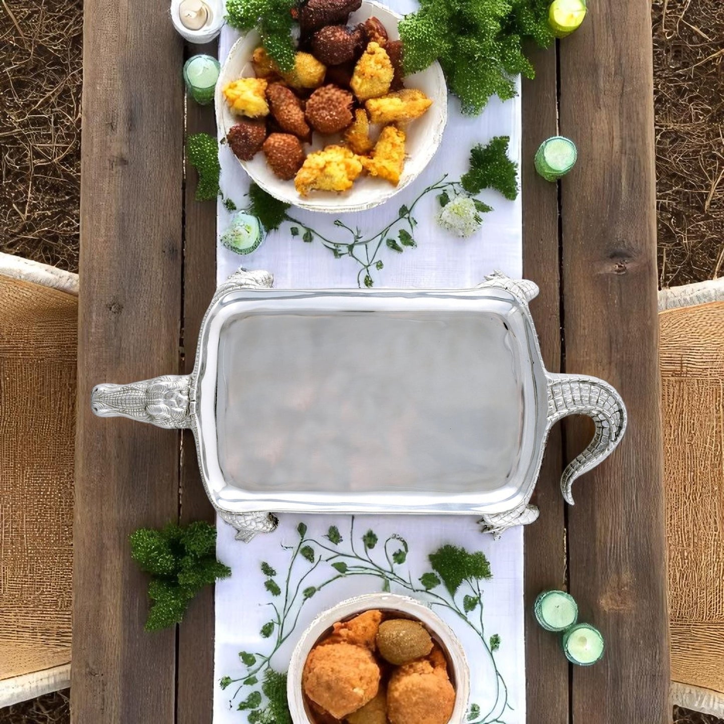 Alligator Figural Platter - themonogram manor 