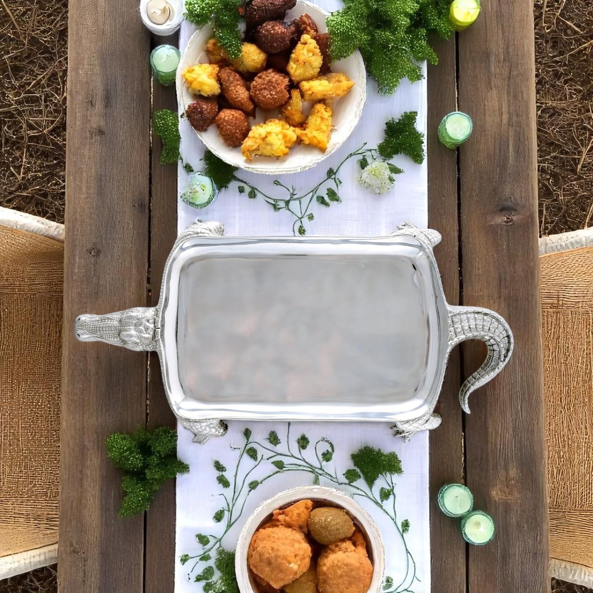 Alligator Figural Platter - themonogram manor 