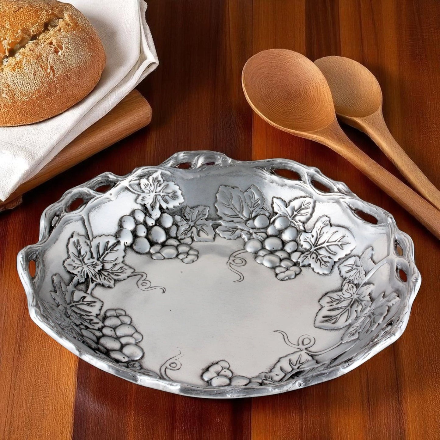Grape Pasta Bowl - themonogram manor 