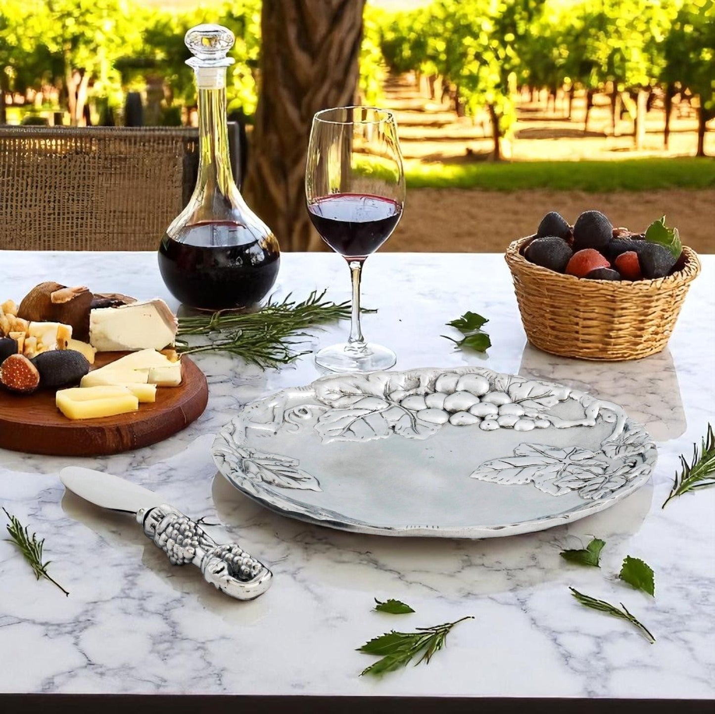 Grape Plate with Server - themonogram manor 