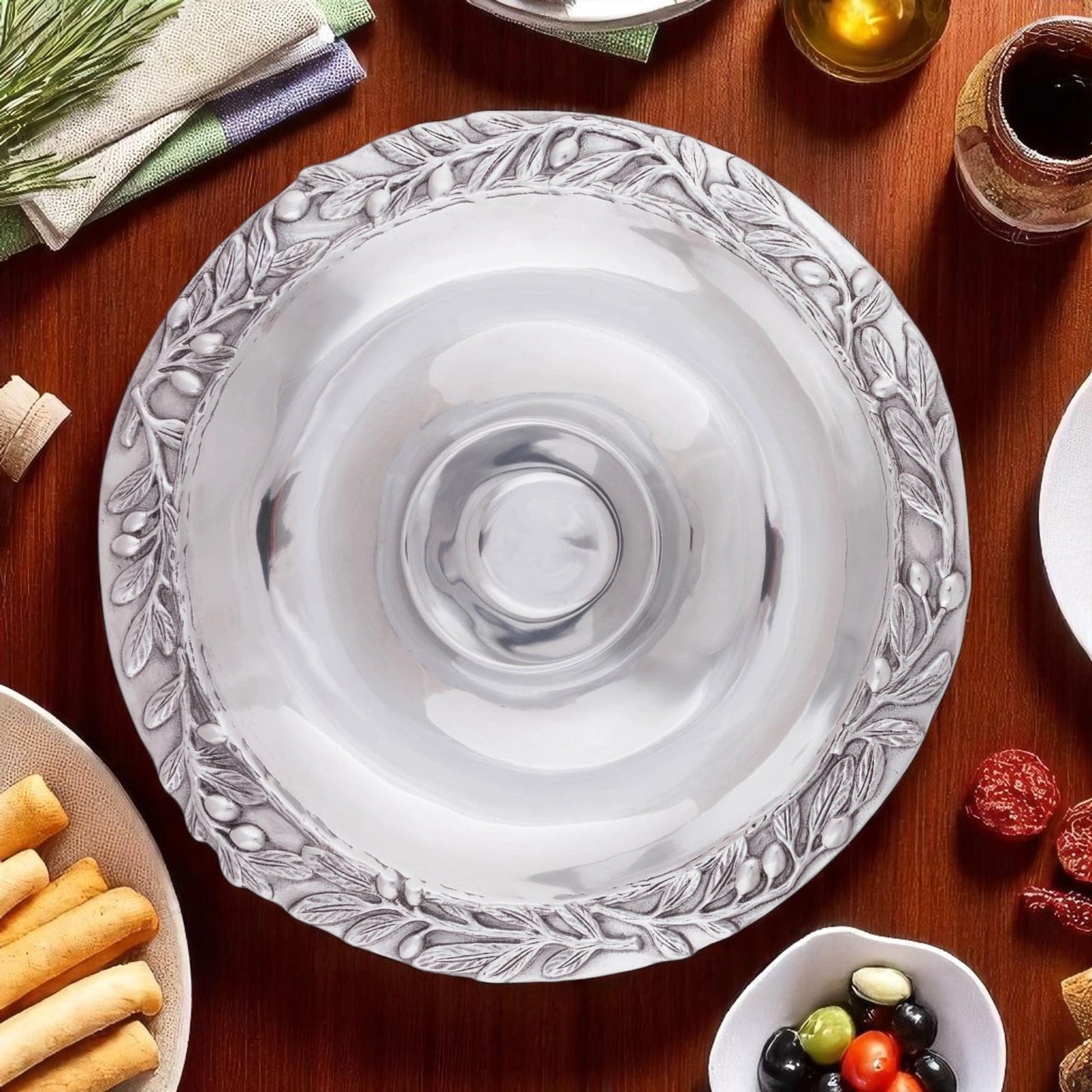 Olive Chip and Dip Set - themonogram manor 