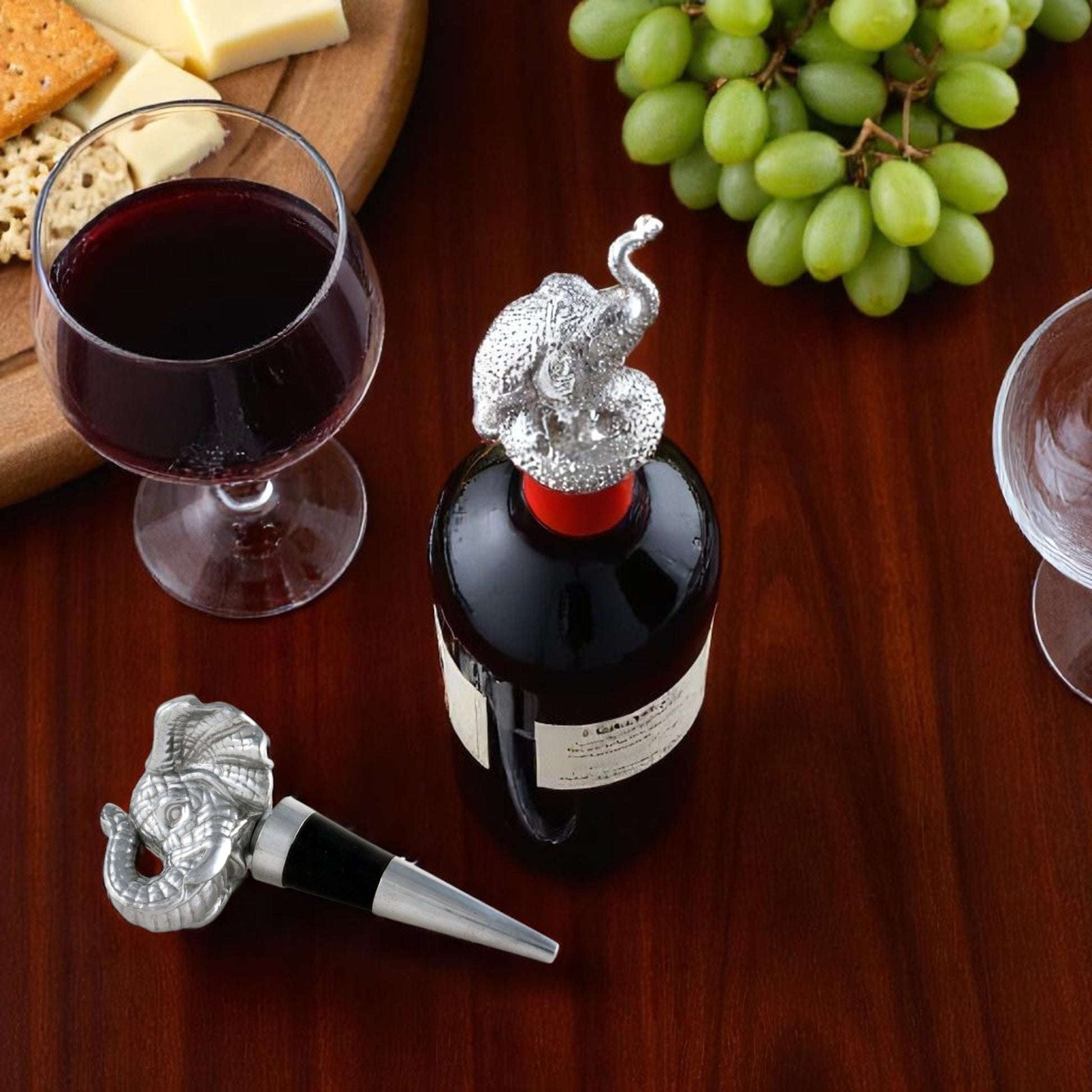 Elephant Bottle Stopper - themonogram manor 