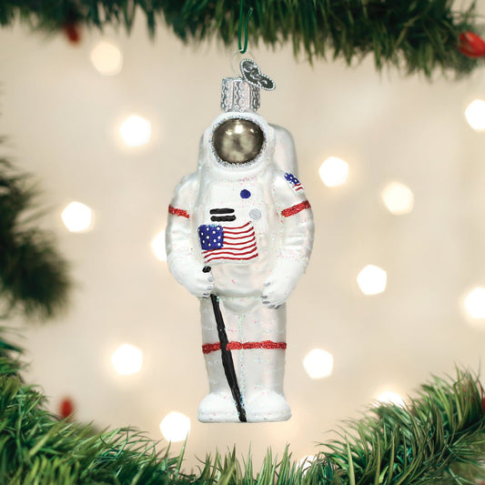 Astronaut Ornament - #themonogram manor #