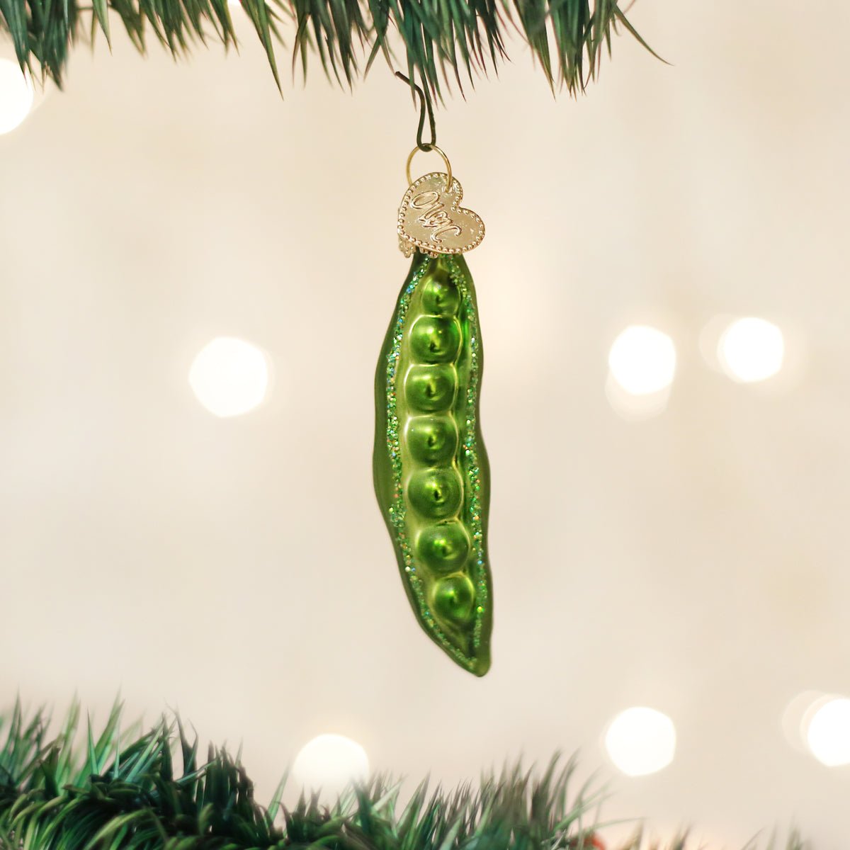 Peapod Ornament - #themonogram manor #