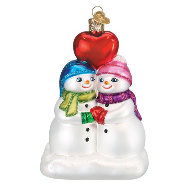 Snow Couple's First Christmas Ornament - #themonogram manor #