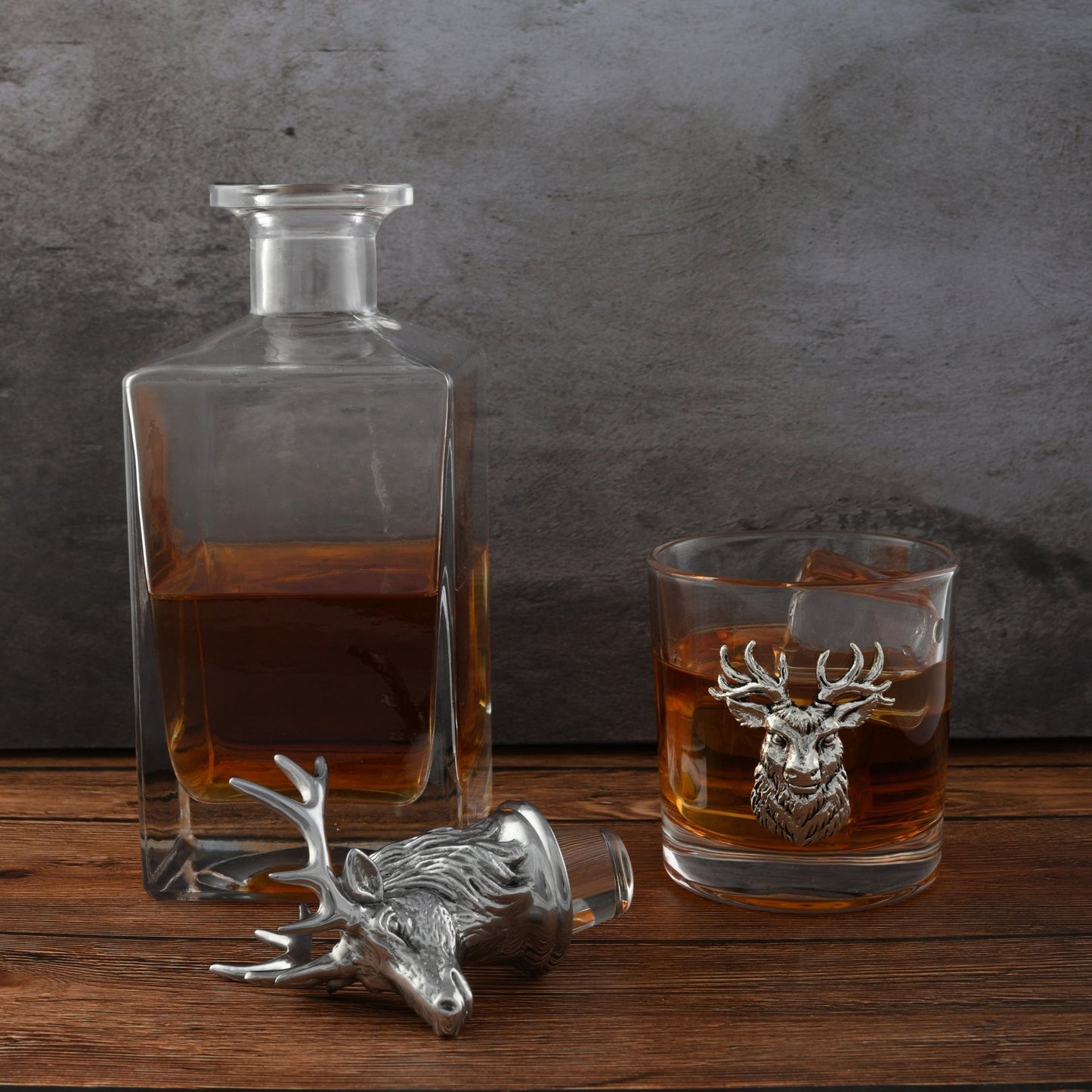 Elk / Deer Bust Decanter Set with Glasses - themonogram manor 