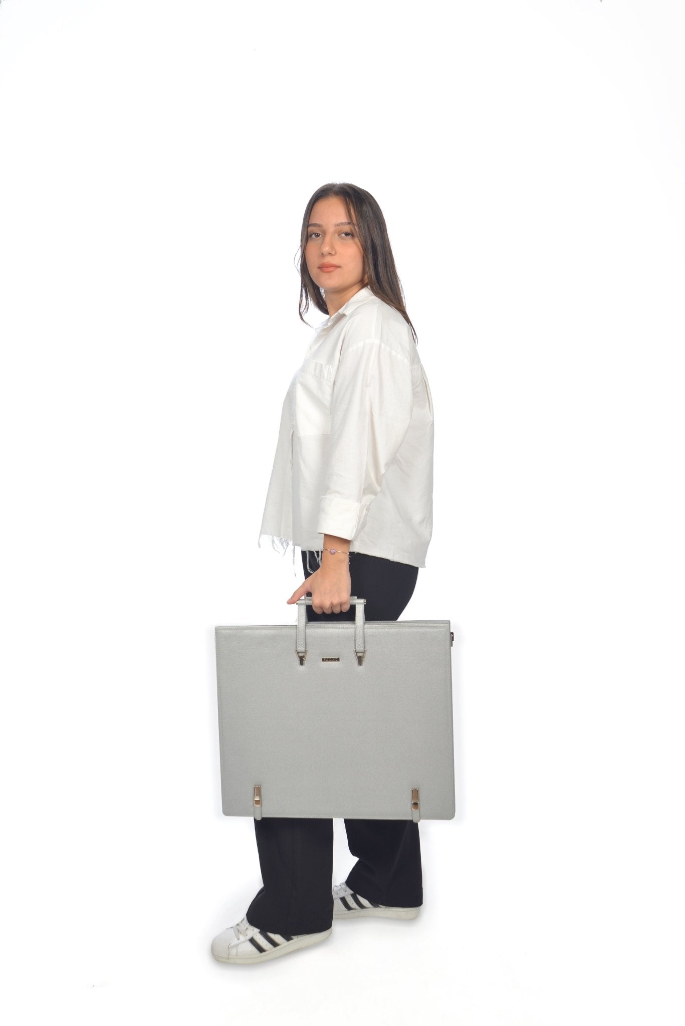 Leather Binder Leather Portfolio Gifts For Painters - Portfolio Binder - Art Supplies Organizer - themonogram manor 