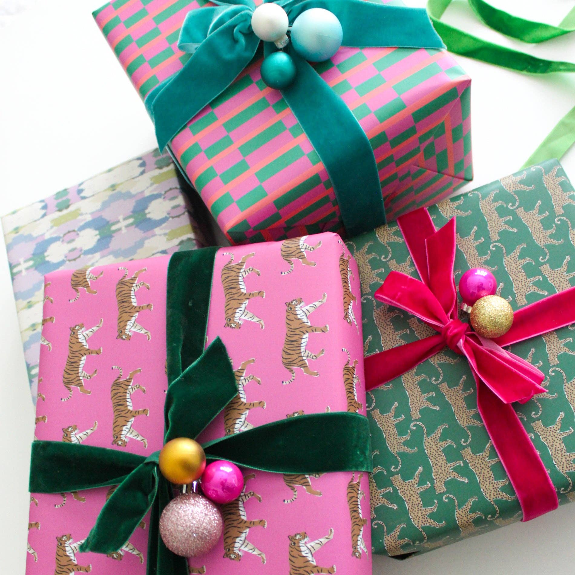 Maxi Wrap | Gift Wrapping Paper | Present Wrapping Paper - themonogram manor 