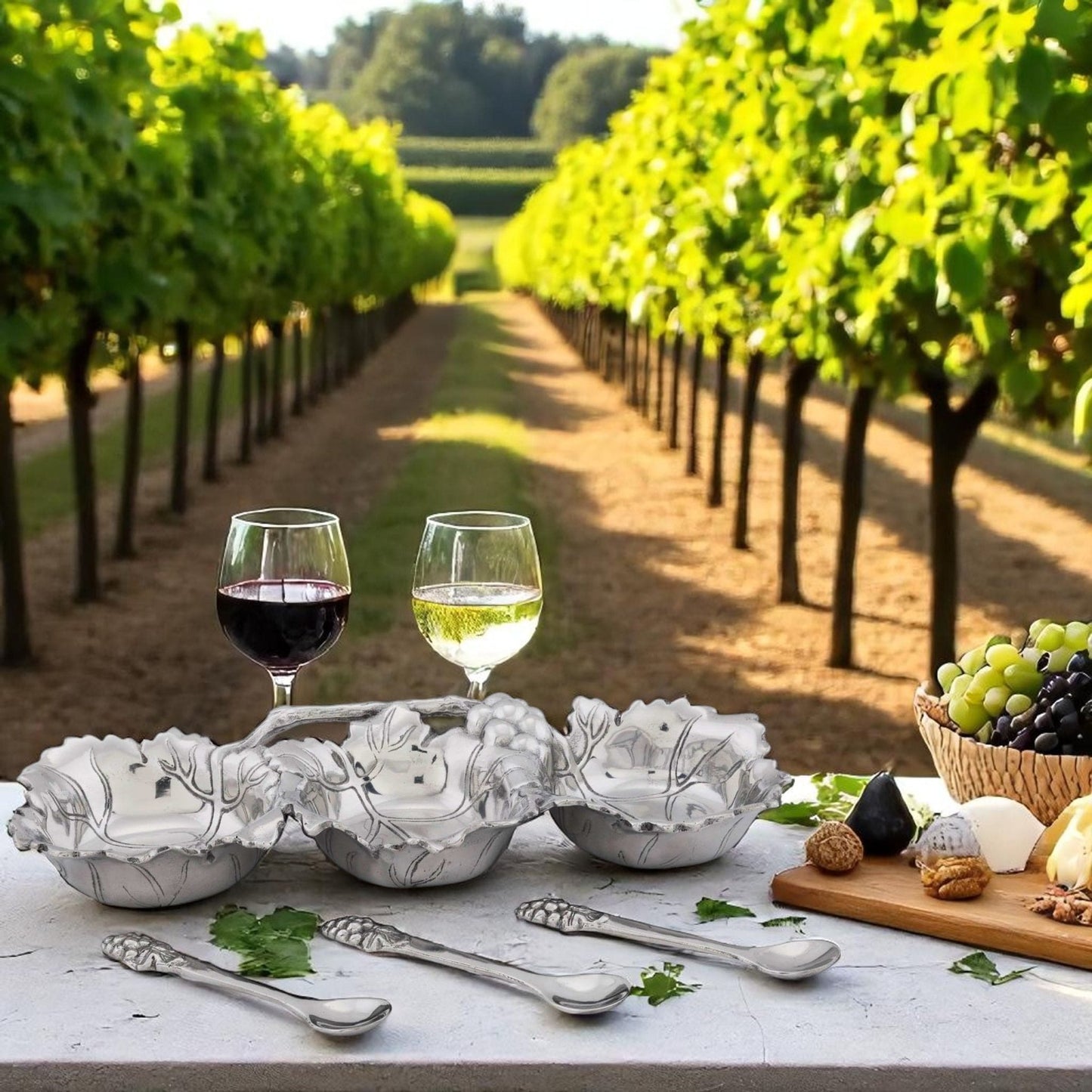 Grape Condiment Server - themonogram manor 