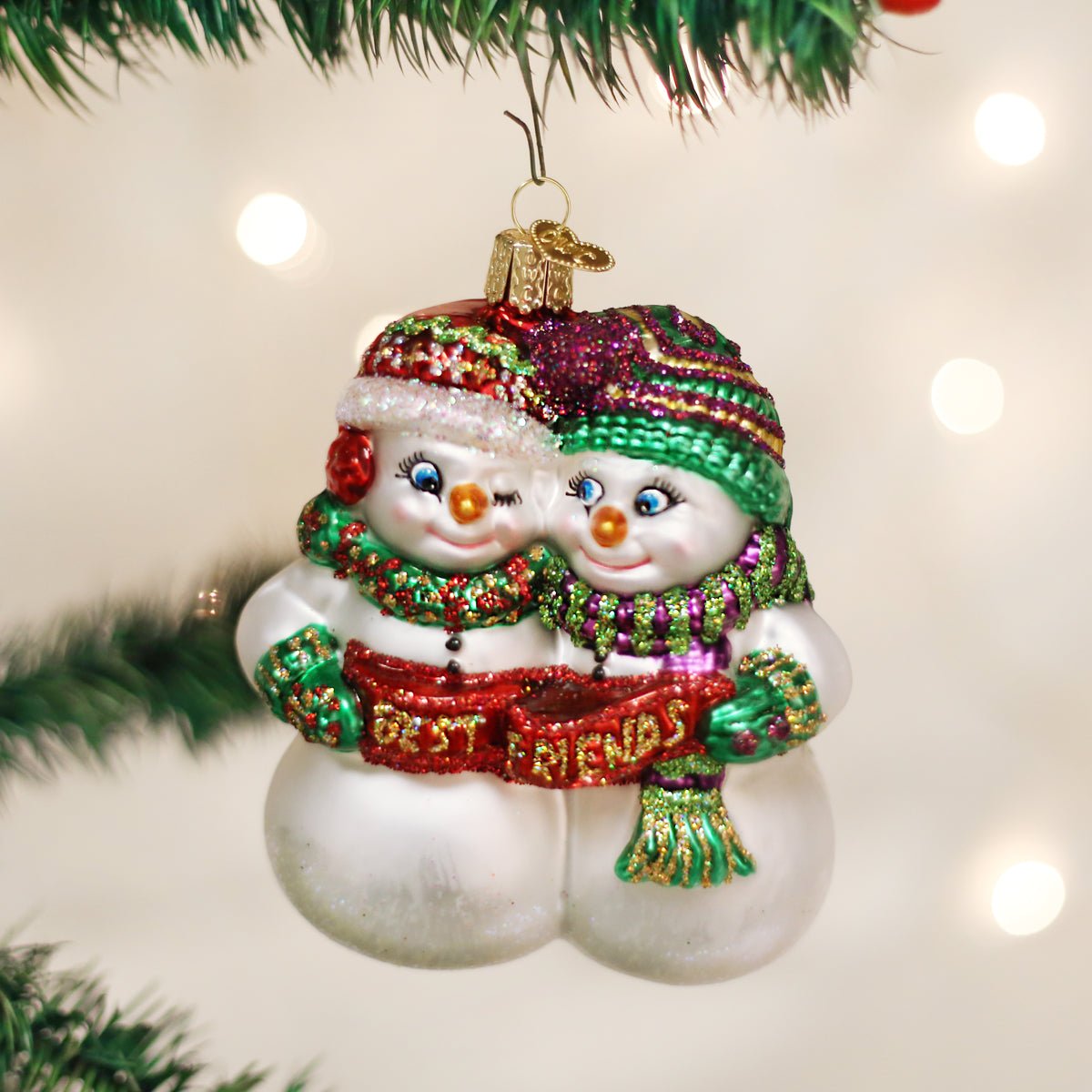 Best Friends Ornament - #themonogram manor #