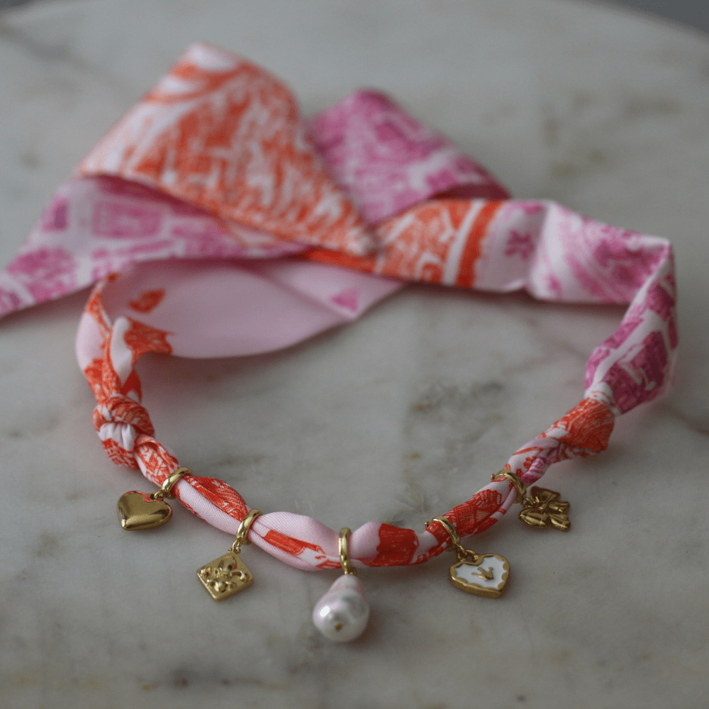 Lucky in Love Scarf Necklace - themonogram manor 