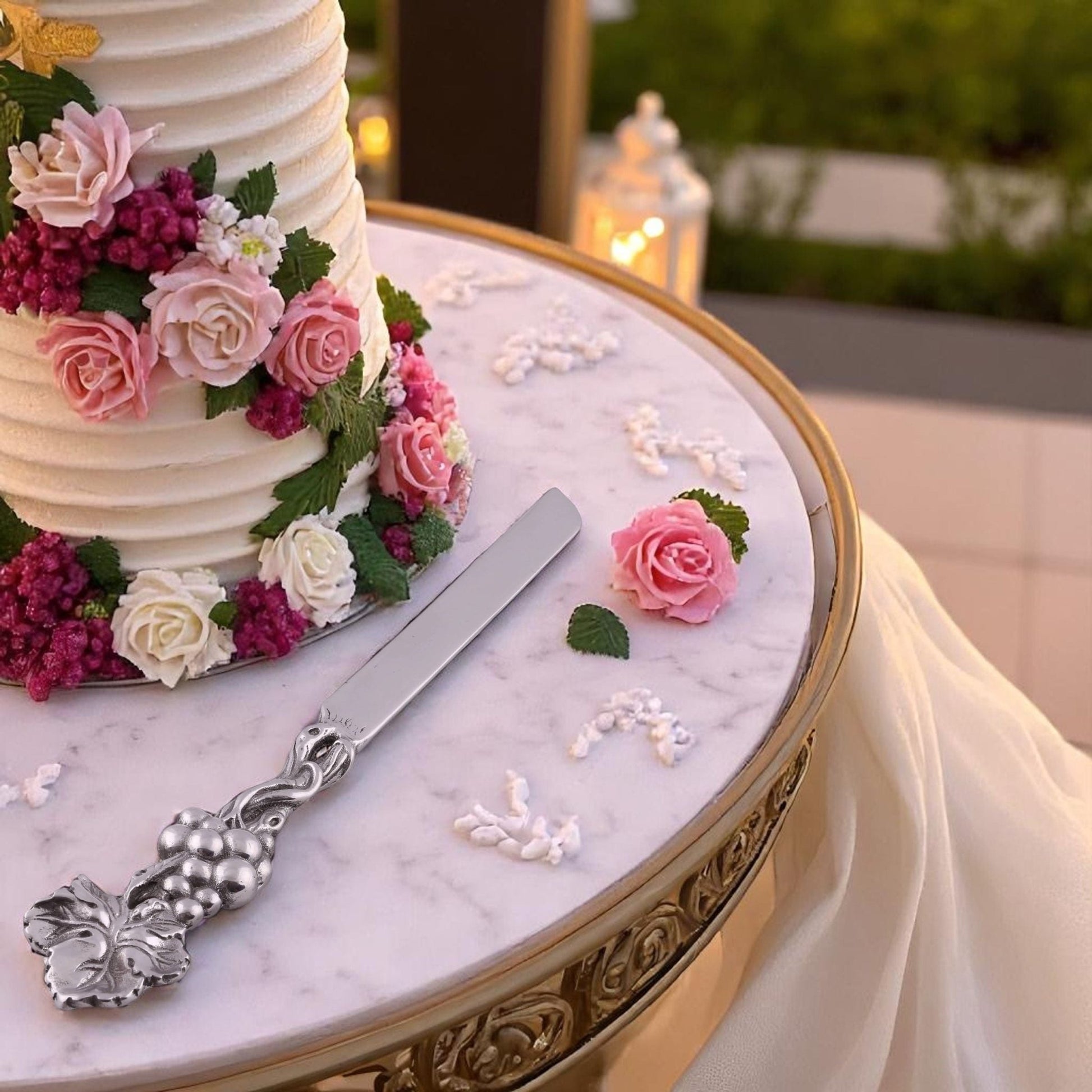 Grape Cake Knife - themonogram manor 