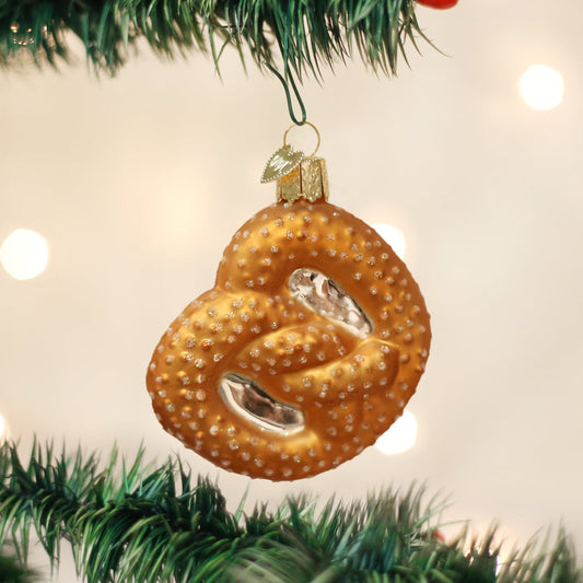 Pretzel Ornament - themonogram manor 