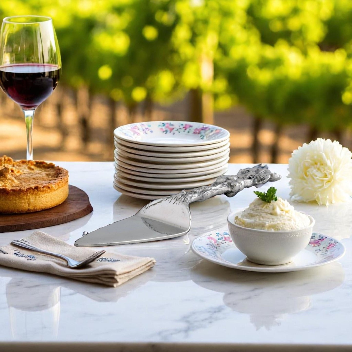 Grape Pie Server - themonogram manor 