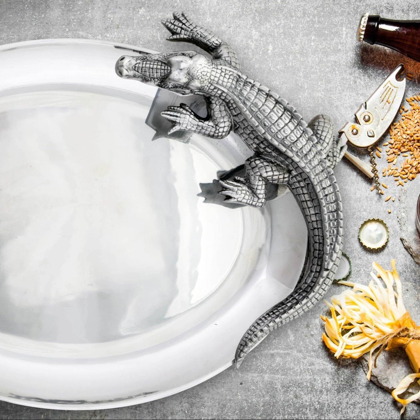 Alligator Oval Platter - themonogram manor 