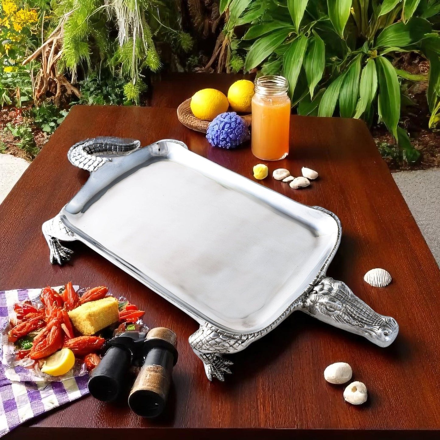 Alligator Figural Platter - themonogram manor 