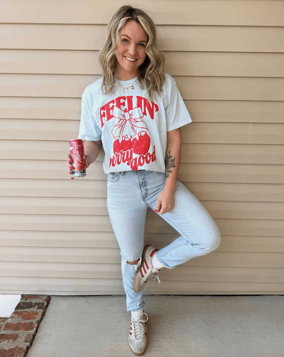PUFF 'Berries & Bows' T-Shirt - themonogram manor 