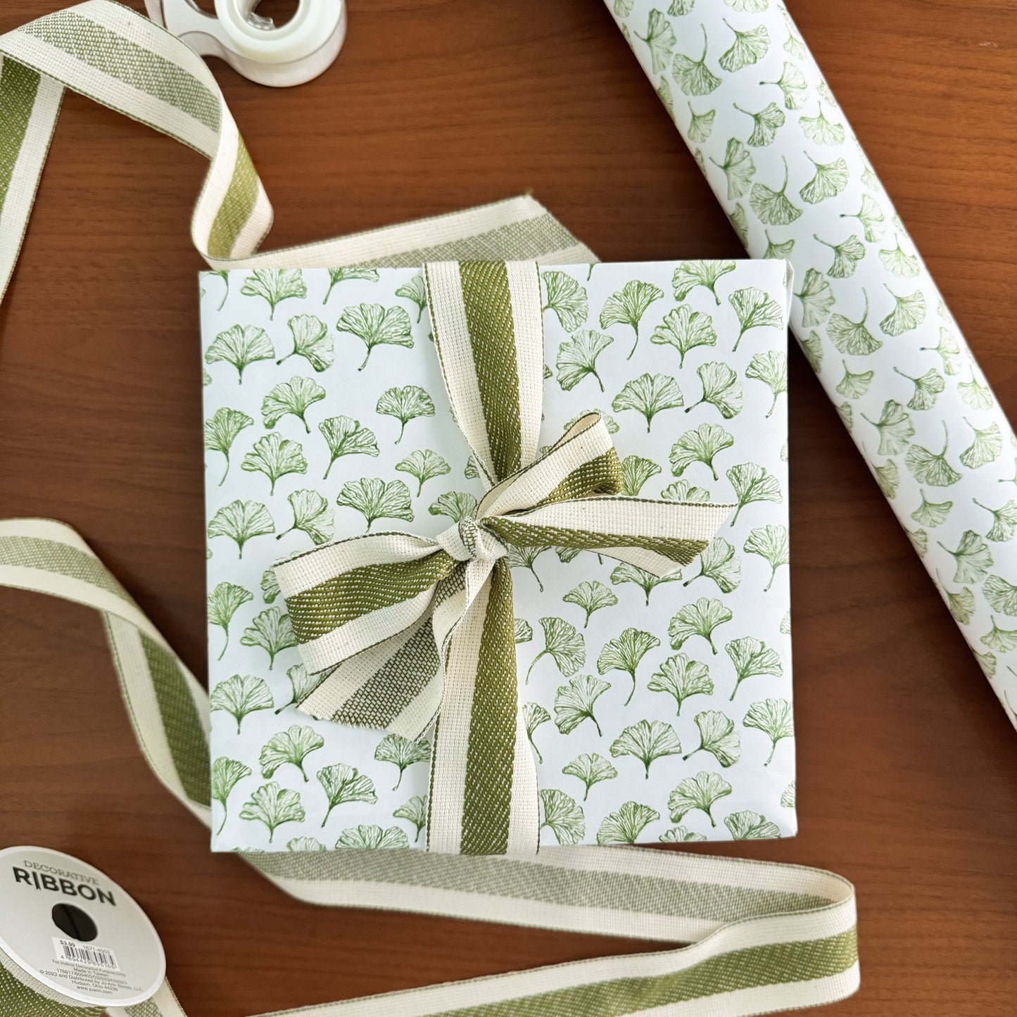 Ginkgo Leaves Gift Wrap - themonogram manor 