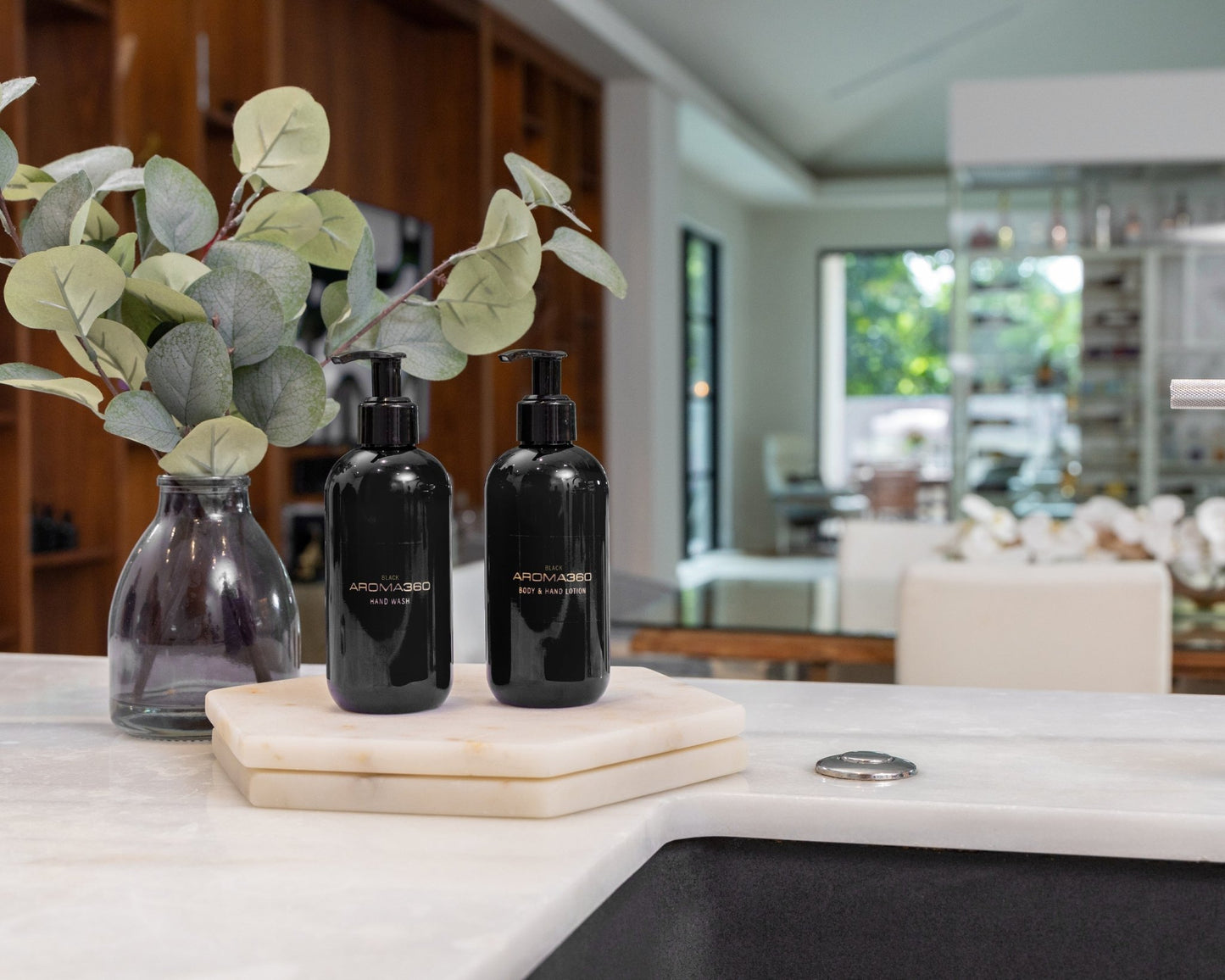 Black Body & Hand Lotion - themonogram manor 