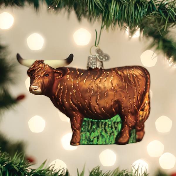 Highland Cow Christmas Ornament - #themonogram manor #