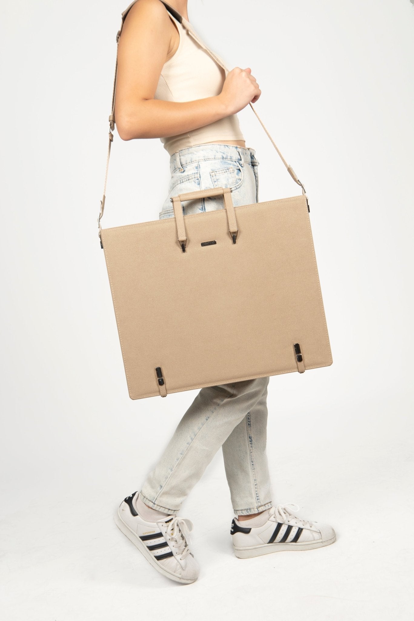 Leather Binder Leather Portfolio Gifts For Painters - Portfolio Binder - Art Supplies Organizer - themonogram manor 