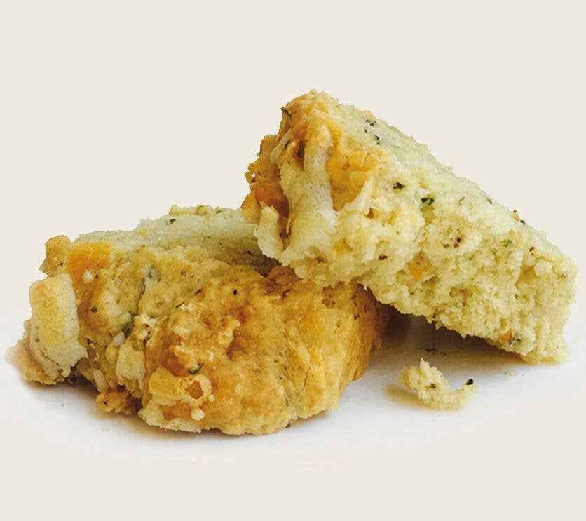 Texas Beer Bread - Cheesy Garlic - themonogram manor 
