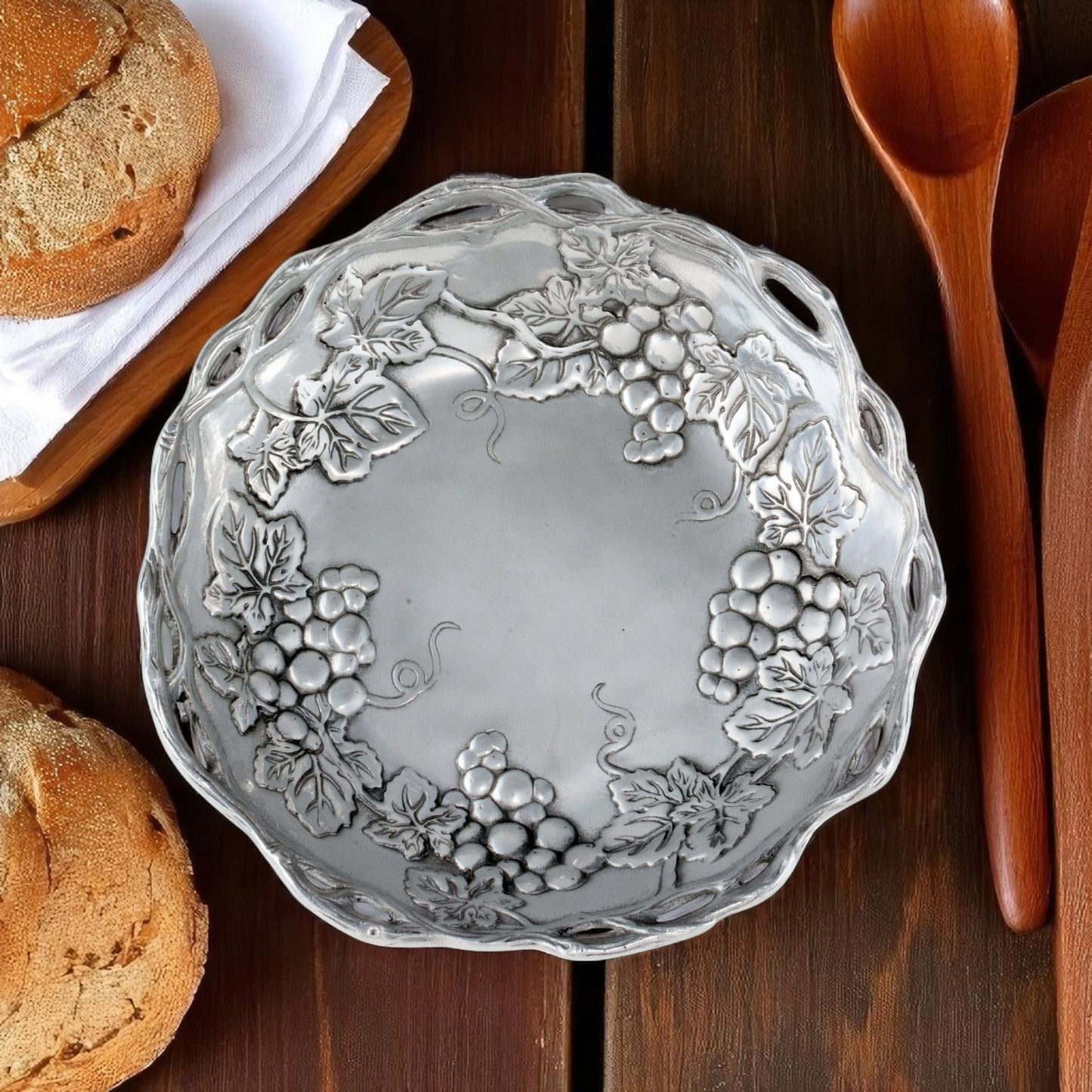Grape Pasta Bowl - themonogram manor 