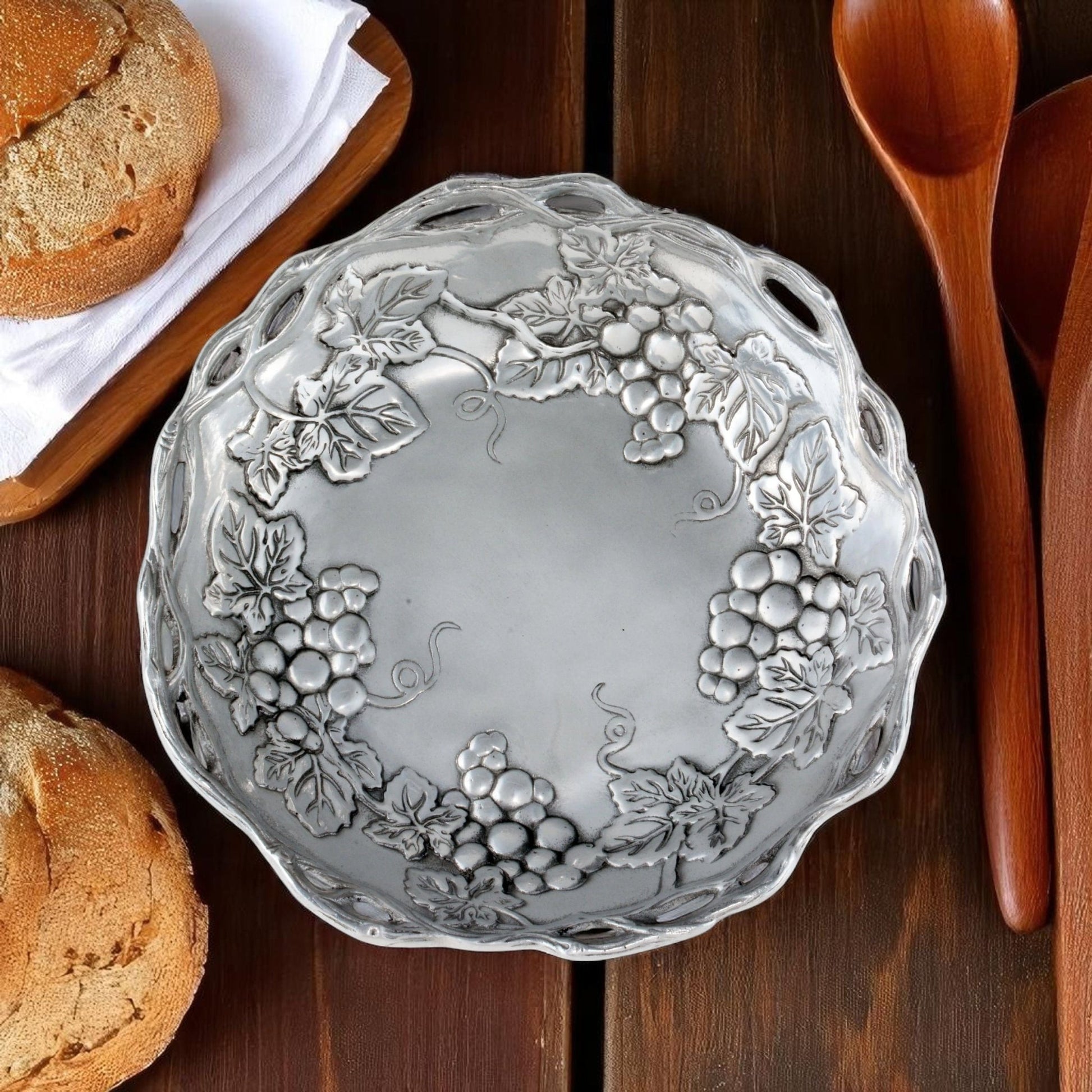 Grape Pasta Bowl - themonogram manor 