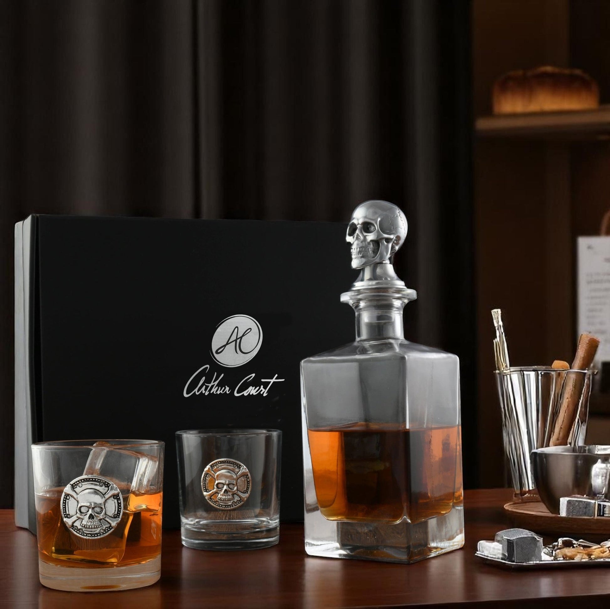 Skull Decanter Set with a set Double old Glasses - themonogram manor 