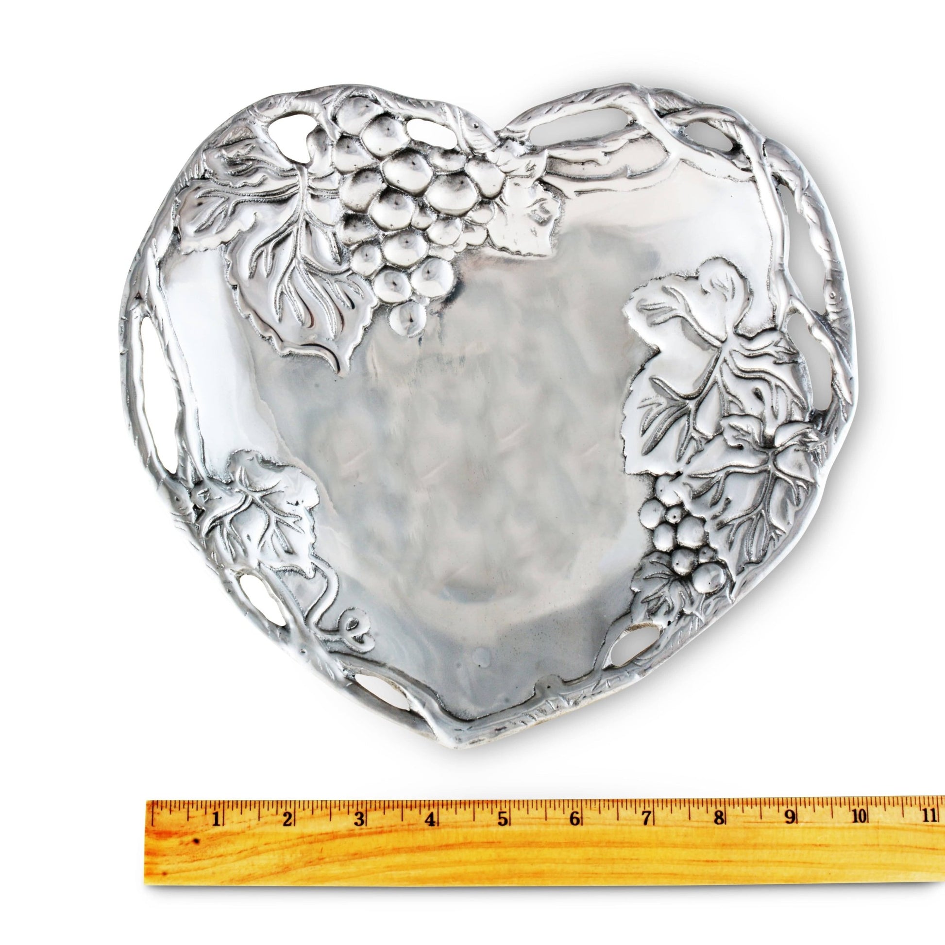 Grape Heart Coupe Tray - themonogram manor 
