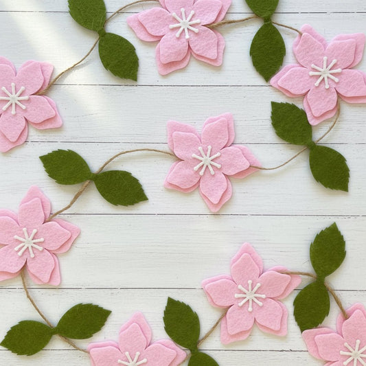 Pink Flower Felt Garland - themonogram manor 