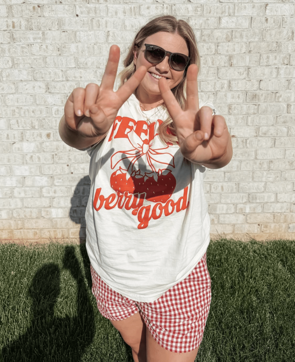 PUFF 'Berries & Bows' T-Shirt - themonogram manor 