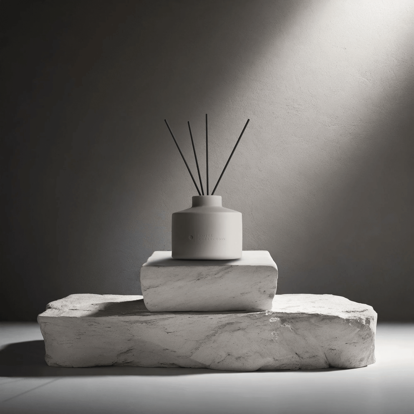 100mL Ceramic Reed Diffuser - themonogram manor 