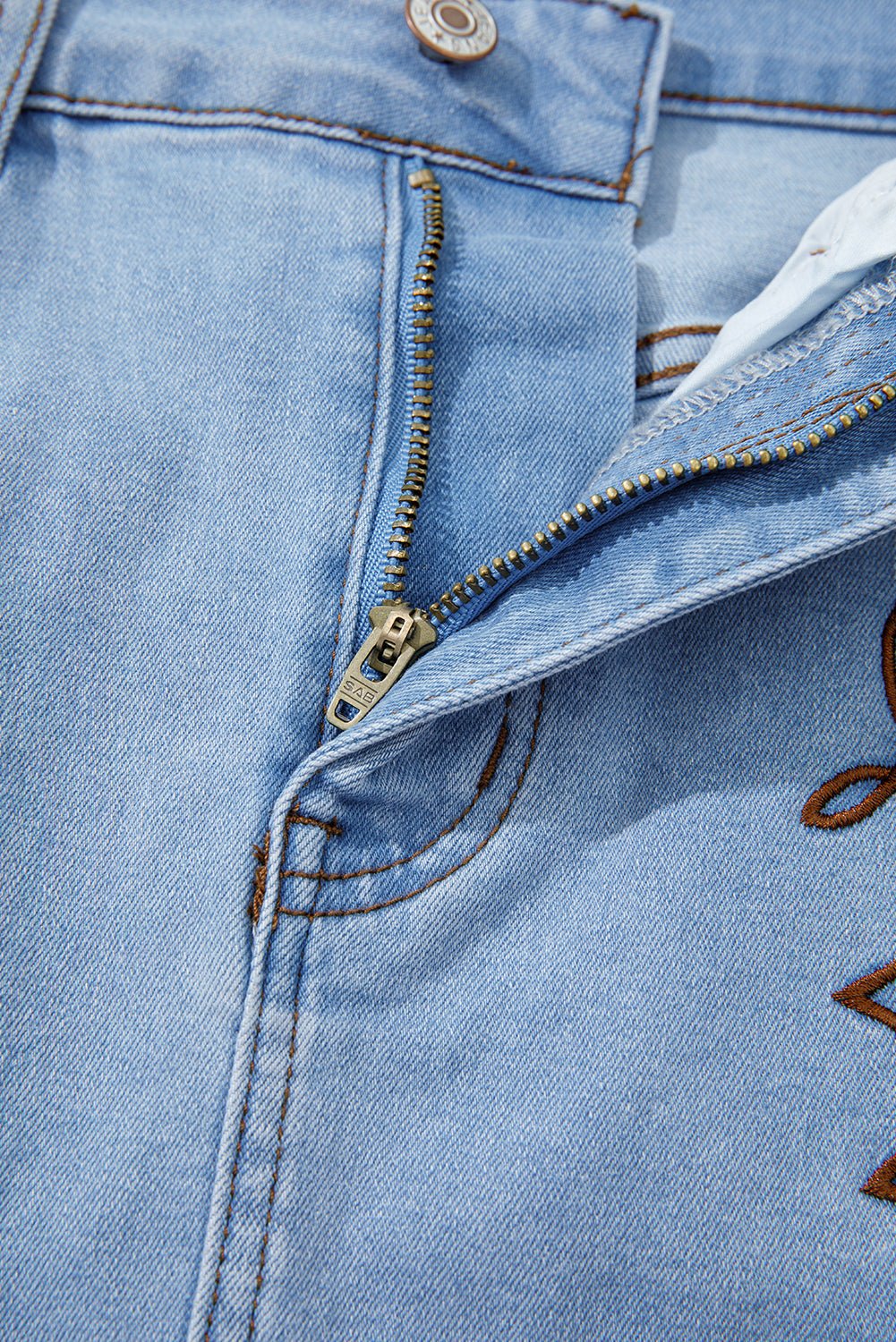 Western Embroidered Denim Mini Skirt - themonogram manor 